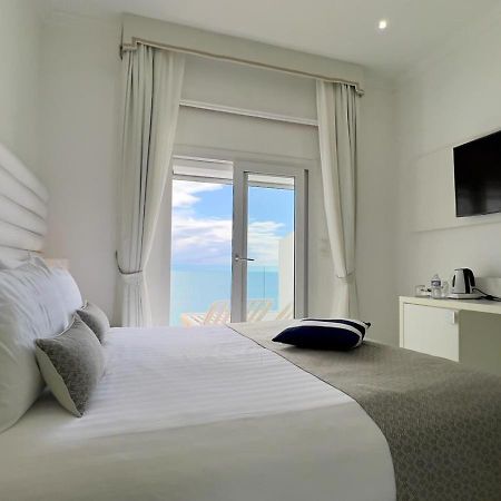 Hotel La Calanque Cavalaire-sur-Mer Luaran gambar