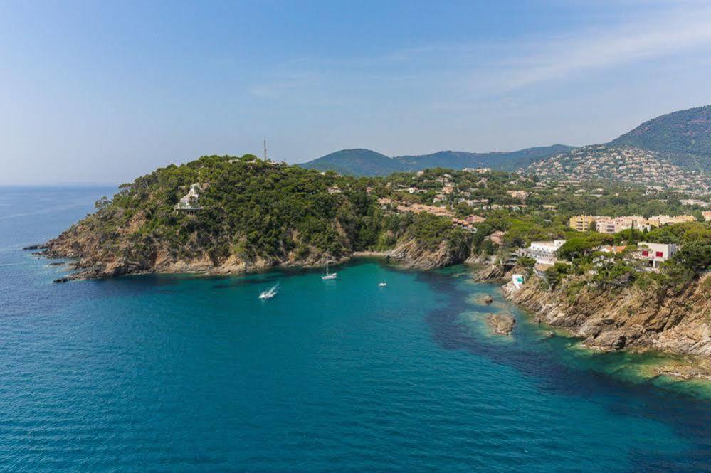 Hotel La Calanque Cavalaire-sur-Mer Luaran gambar